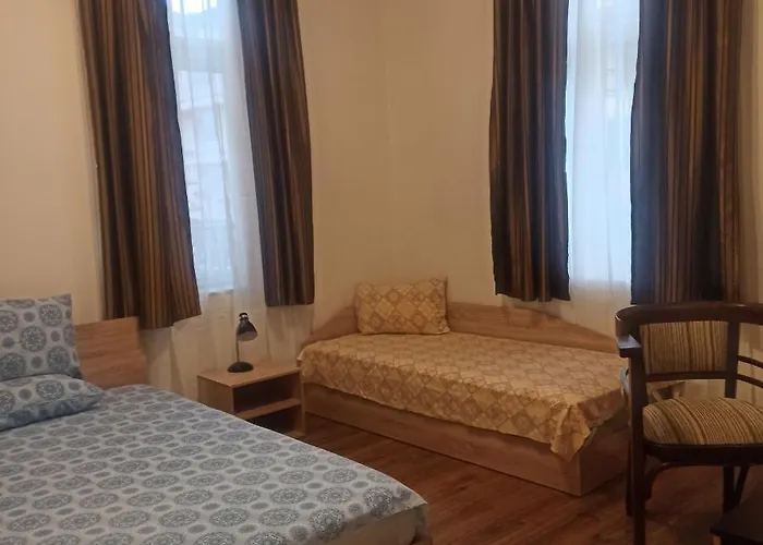 Stonel アパート *