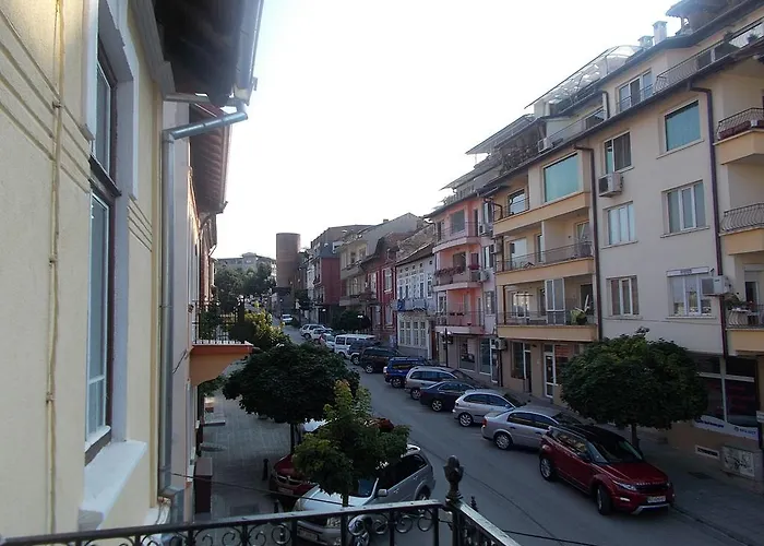 Stonel アパート *